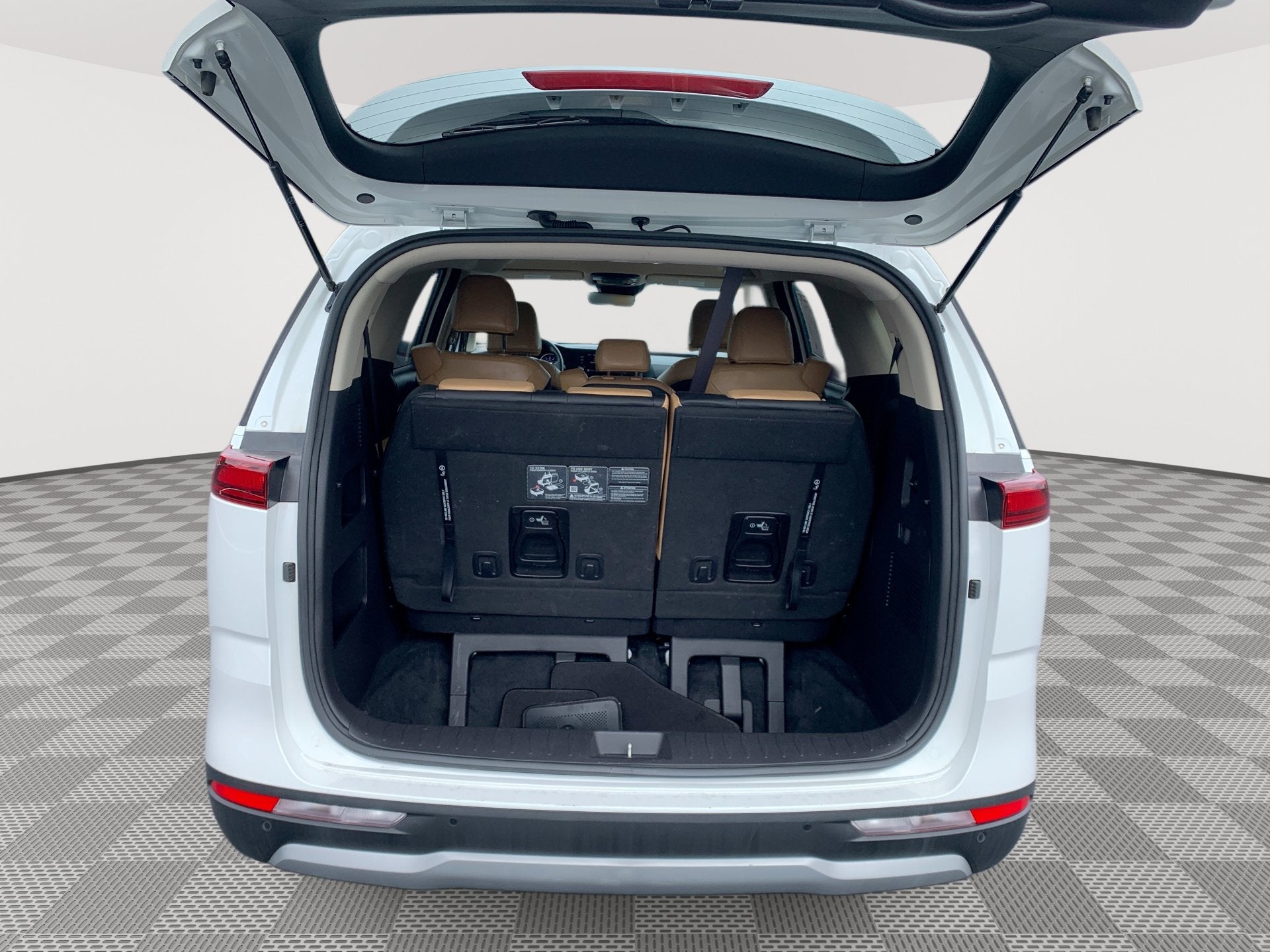 2024 Kia Carnival LX