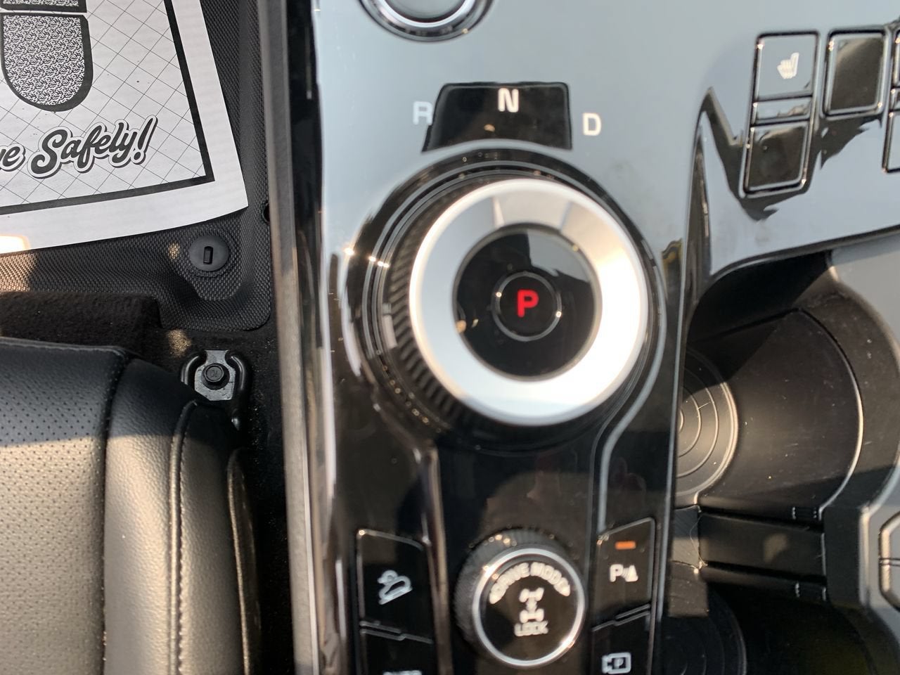 2025 Kia Sportage Plug-In Hybrid X-Line