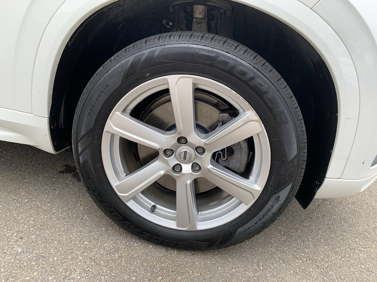 2022 Volvo XC90 T5 Momentum