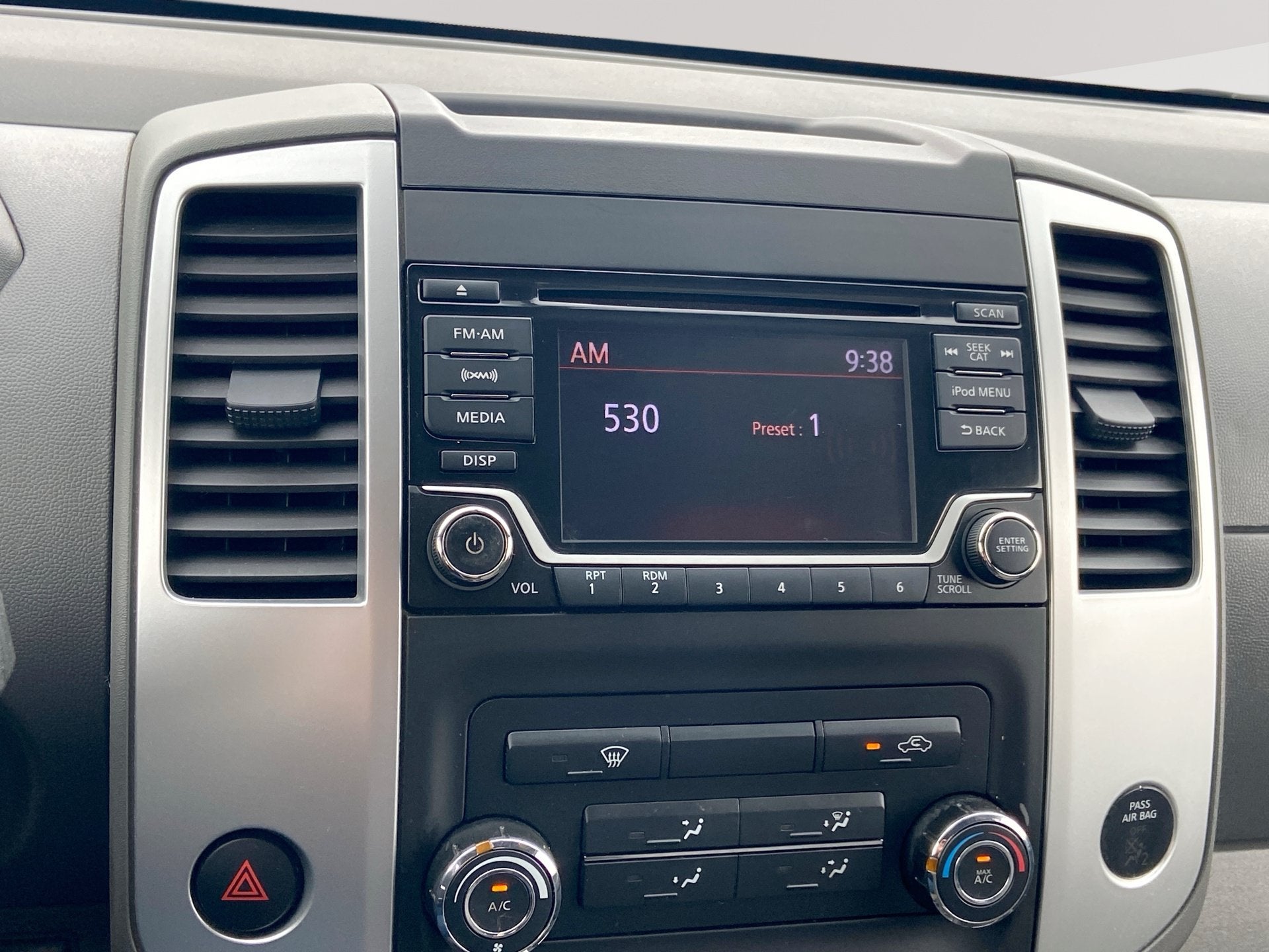 2017 Nissan Frontier SV V6