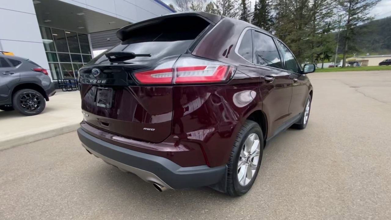 2024 Ford Edge Titanium