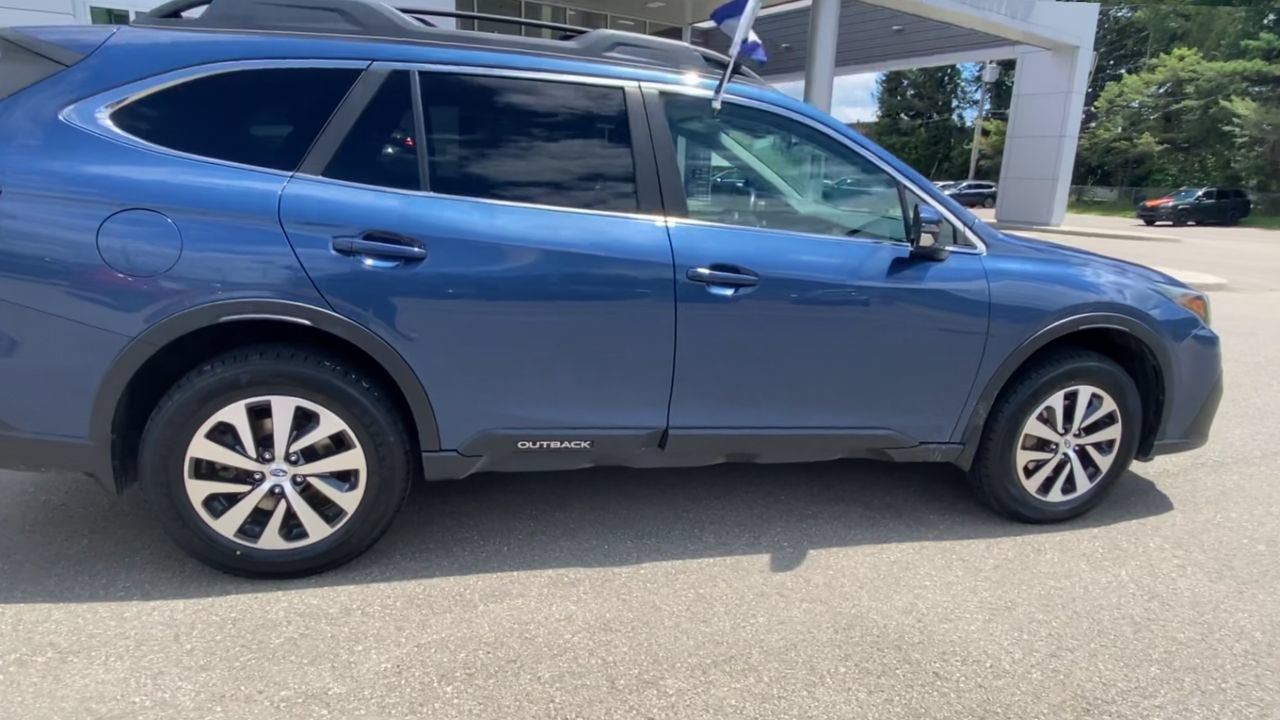 2022 Subaru Outback Premium
