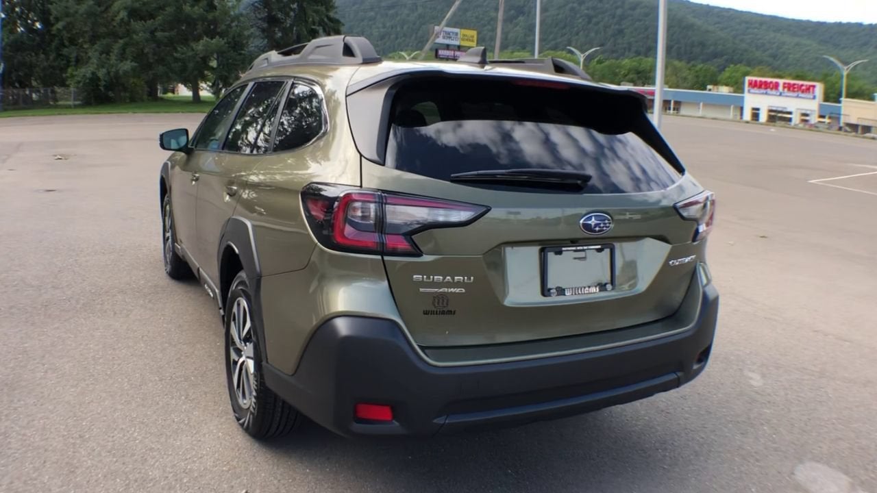 2024 Subaru Outback Premium