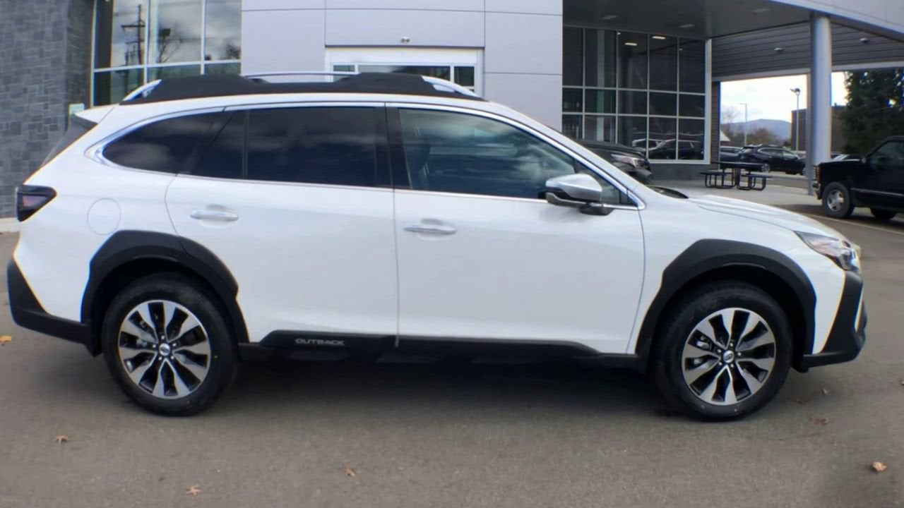 2024 Subaru Outback Touring XT