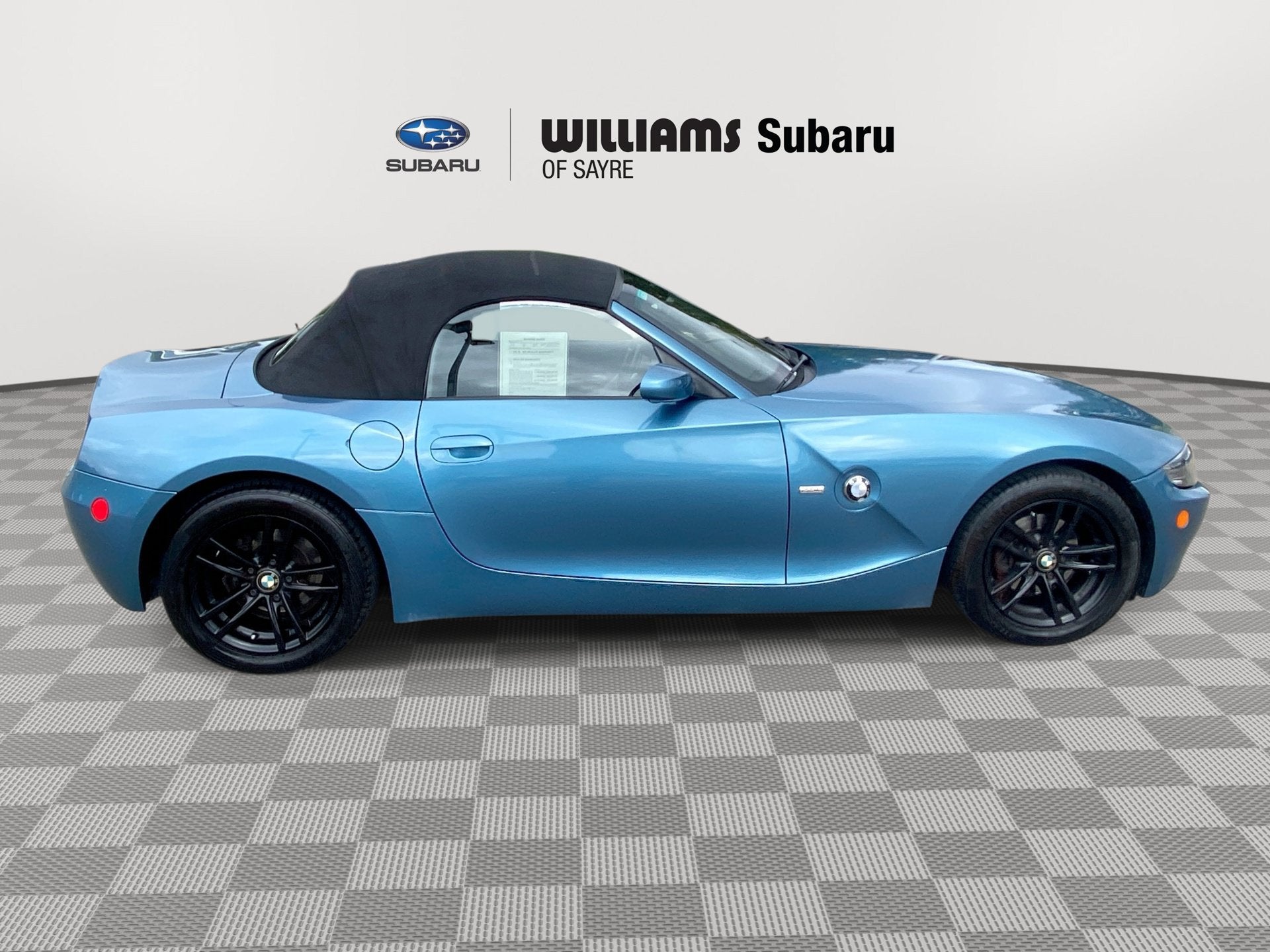 2005 BMW Z4 2.5i