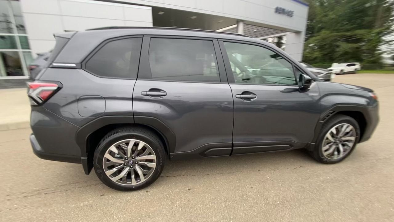 2025 Subaru Forester Touring Hybrid