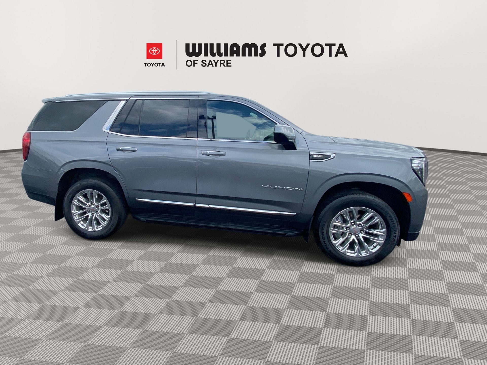 2022 GMC Yukon SLT
