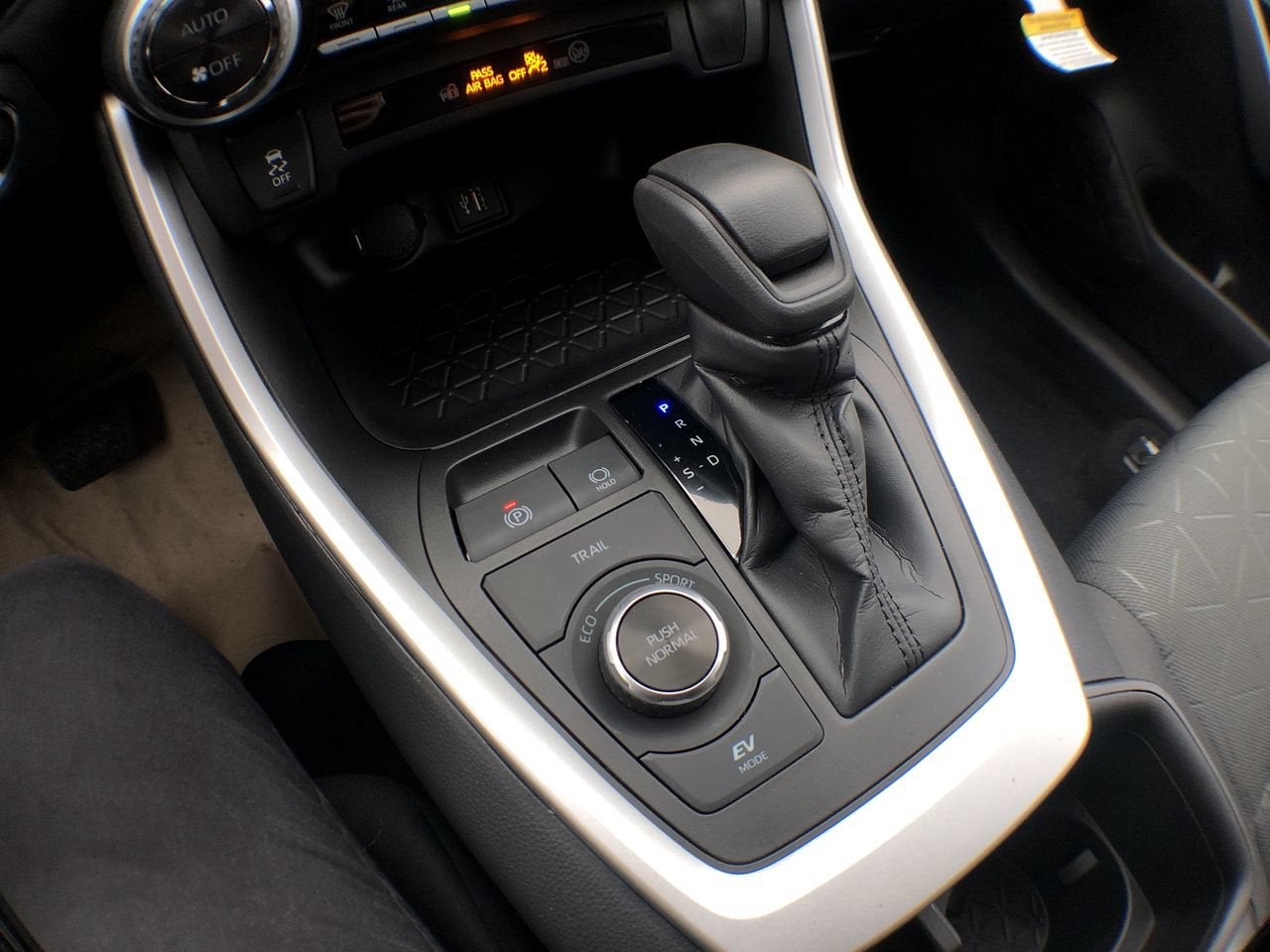 2023 Toyota RAV4 Hybrid Woodland