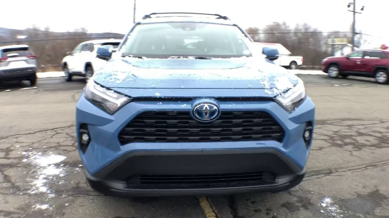 2023 Toyota RAV4 Hybrid Woodland