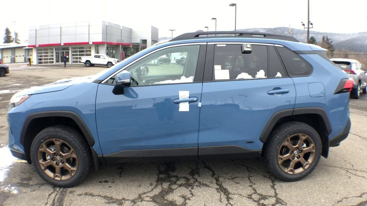 2023 Toyota RAV4 Hybrid Woodland