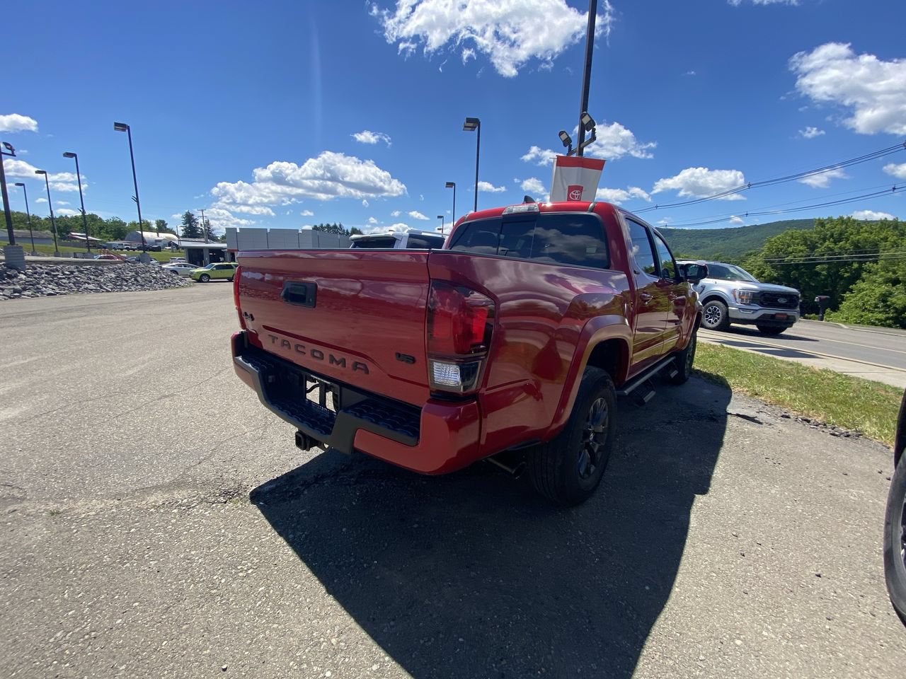 2023 Toyota Tacoma 4WD SR5