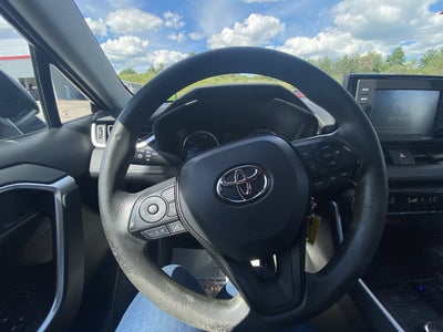 2022 Toyota RAV4 Hybrid LE