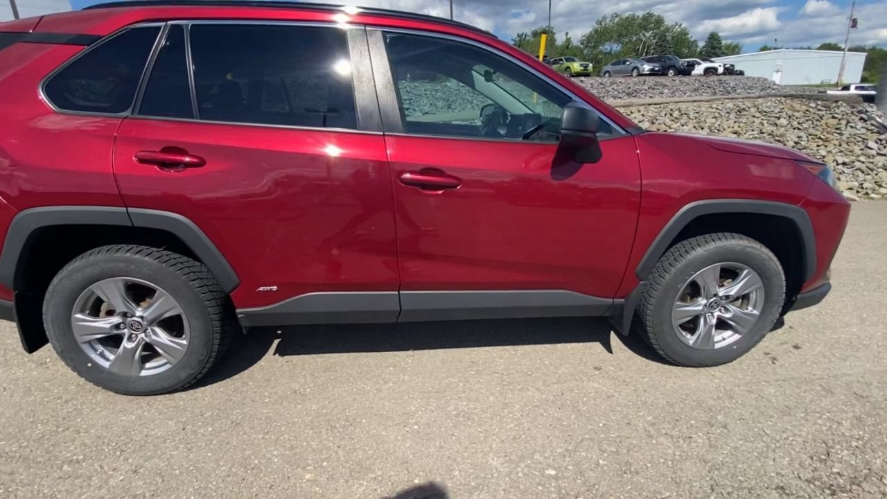 2022 Toyota RAV4 Hybrid LE