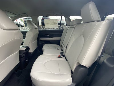 2024 Toyota Grand Highlander XLE