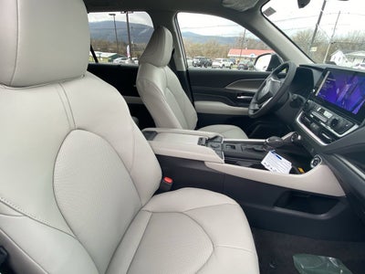 2024 Toyota Grand Highlander XLE