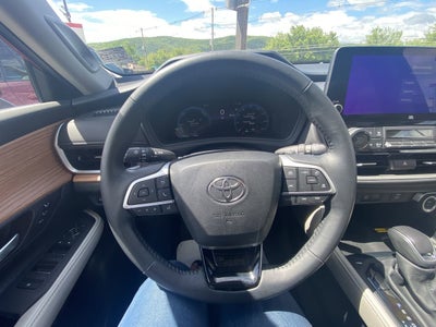 2025 Toyota Grand Highlander Hybrid Limited