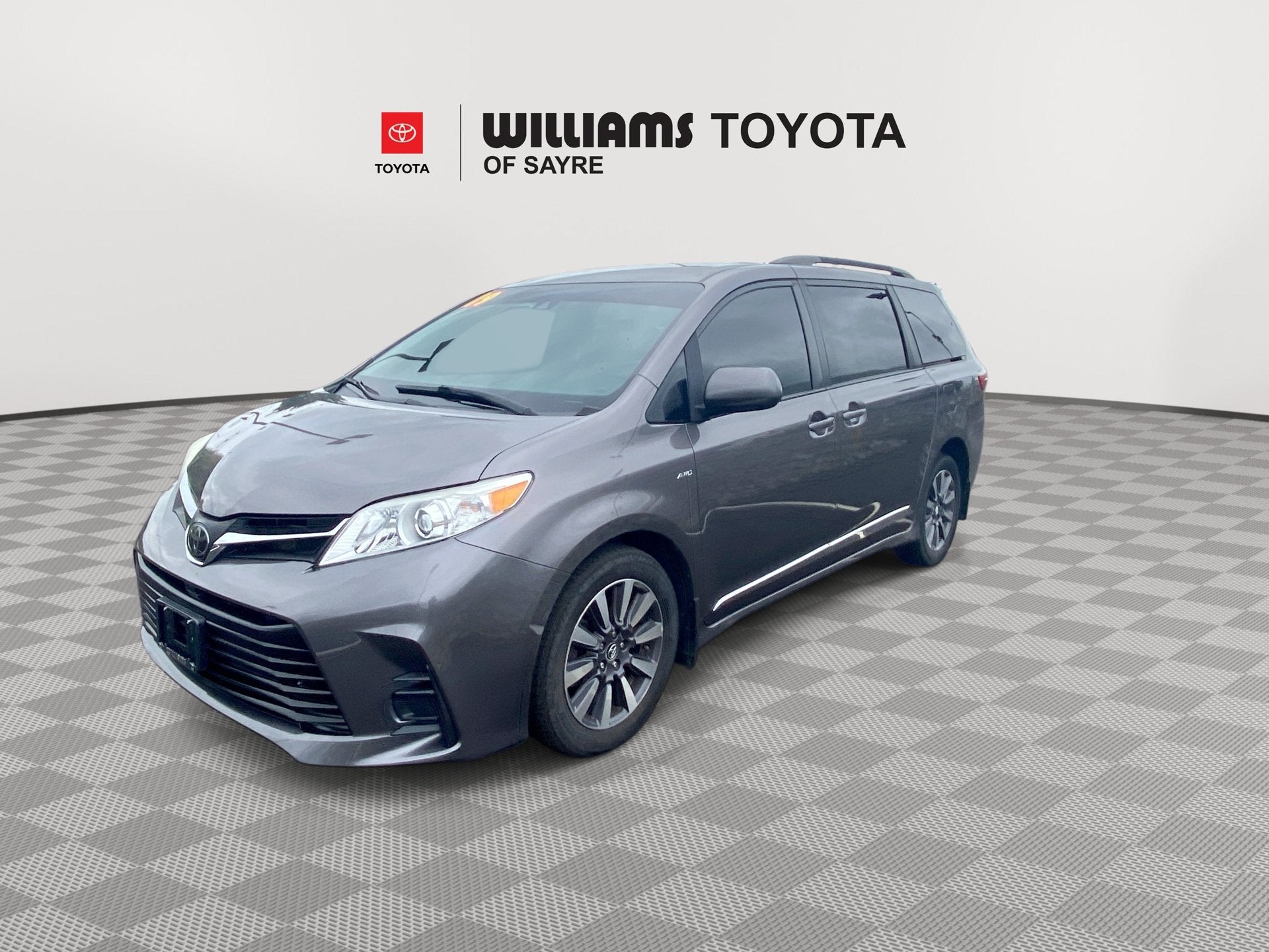 2019 Toyota Sienna LE