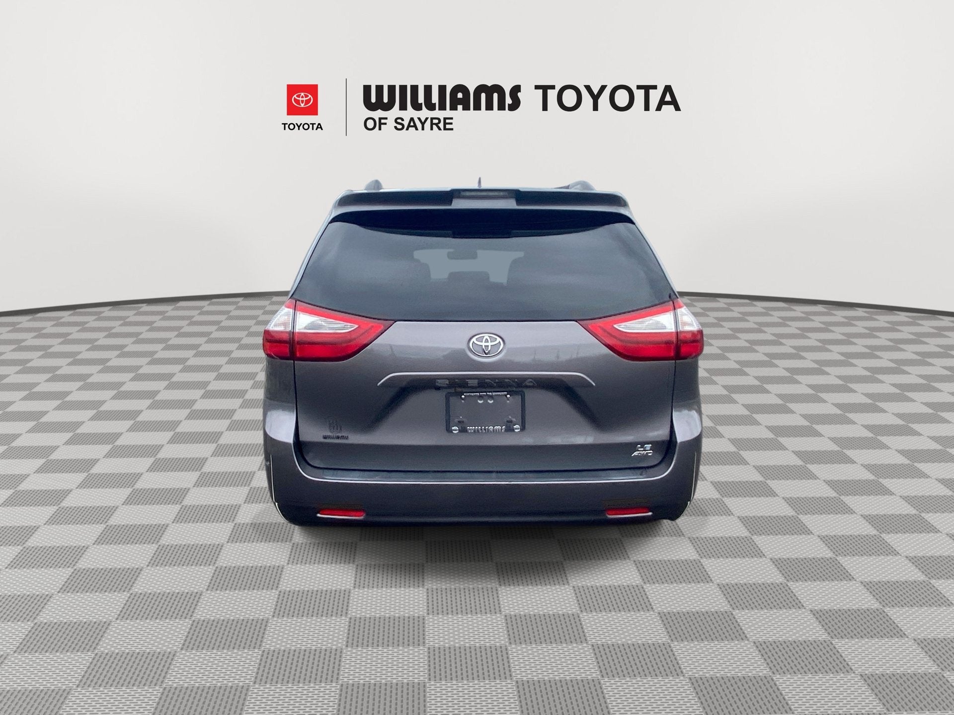2019 Toyota Sienna LE