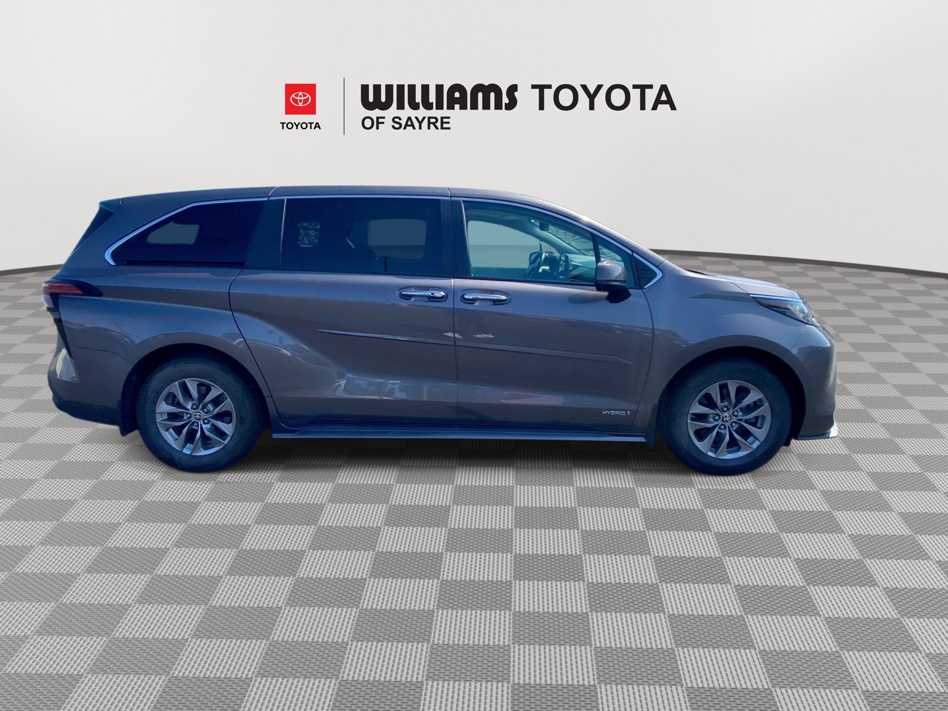 2021 Toyota Sienna XLE