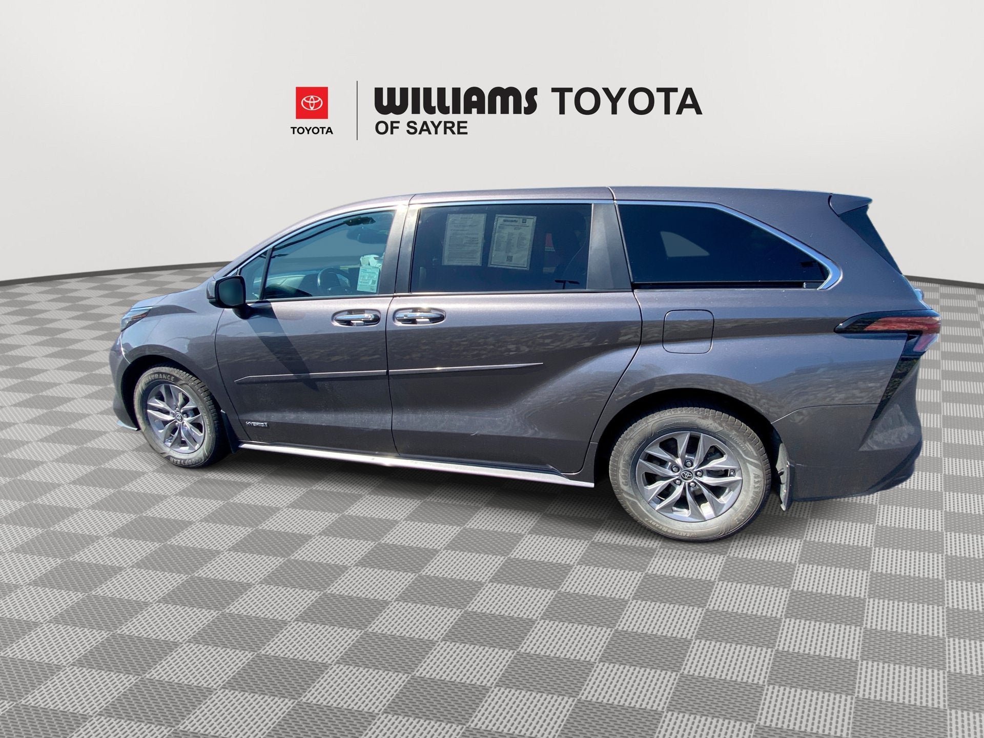 2021 Toyota Sienna XLE