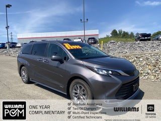 2021 Toyota Sienna XLE
