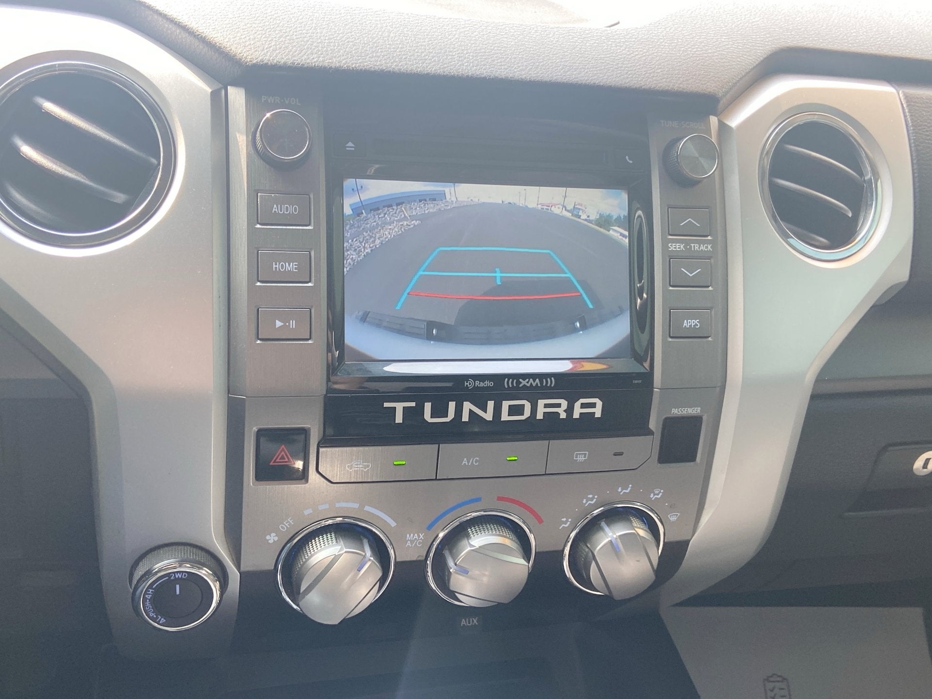 2017 Toyota Tundra 4WD SR5