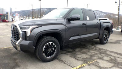 2023 Toyota Tundra 4WD SR5