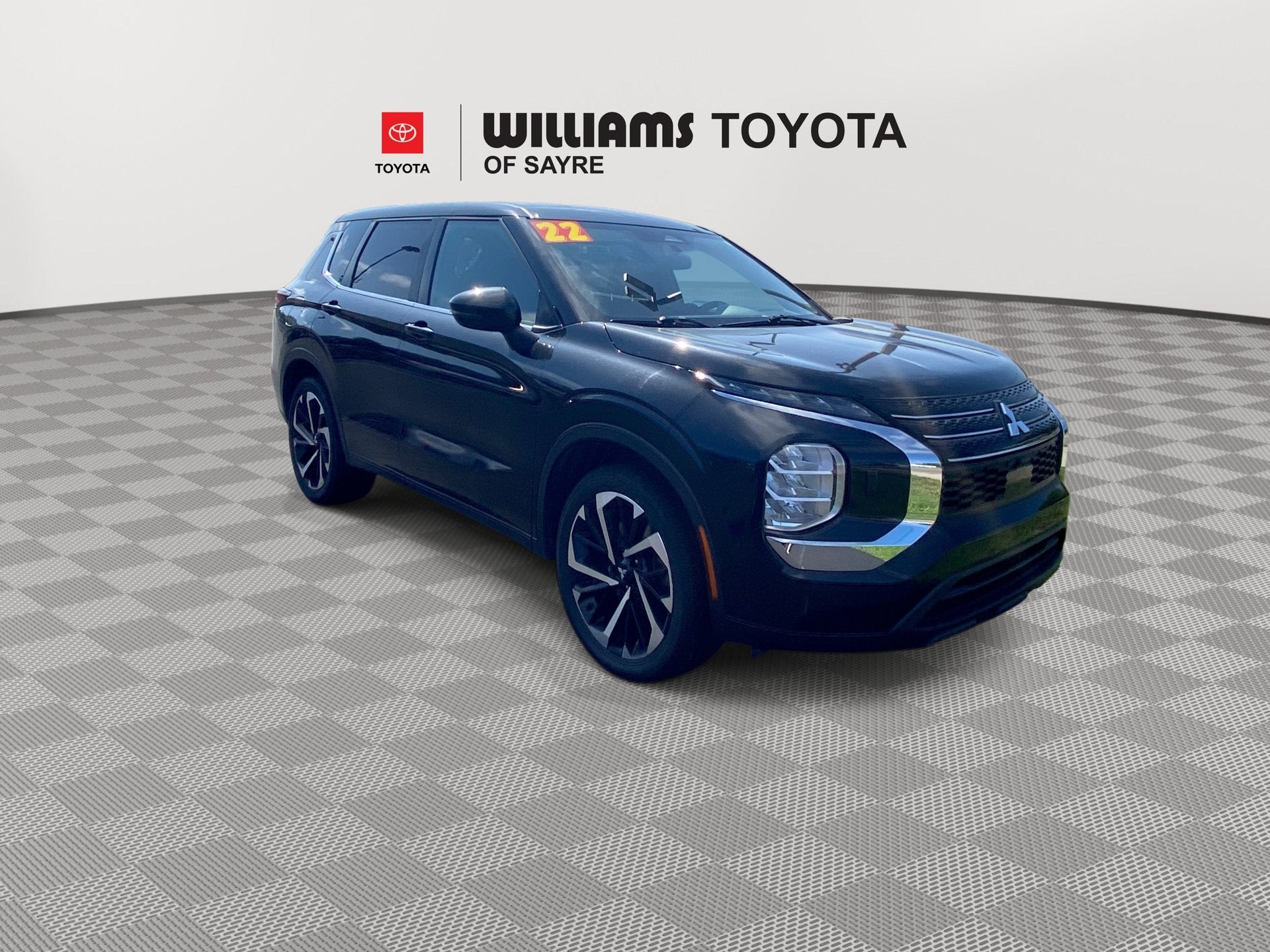 2022 Mitsubishi Outlander ES