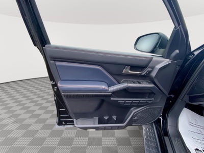 2026 Toyota 4Runner Hybrid Platinum