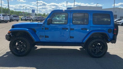2022 Jeep Wrangler Unlimited Sahara Altitude