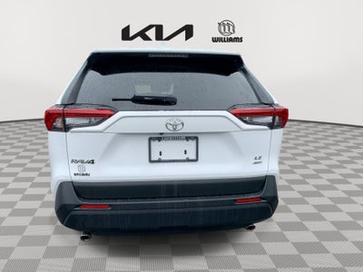 2024 Toyota RAV4 LE