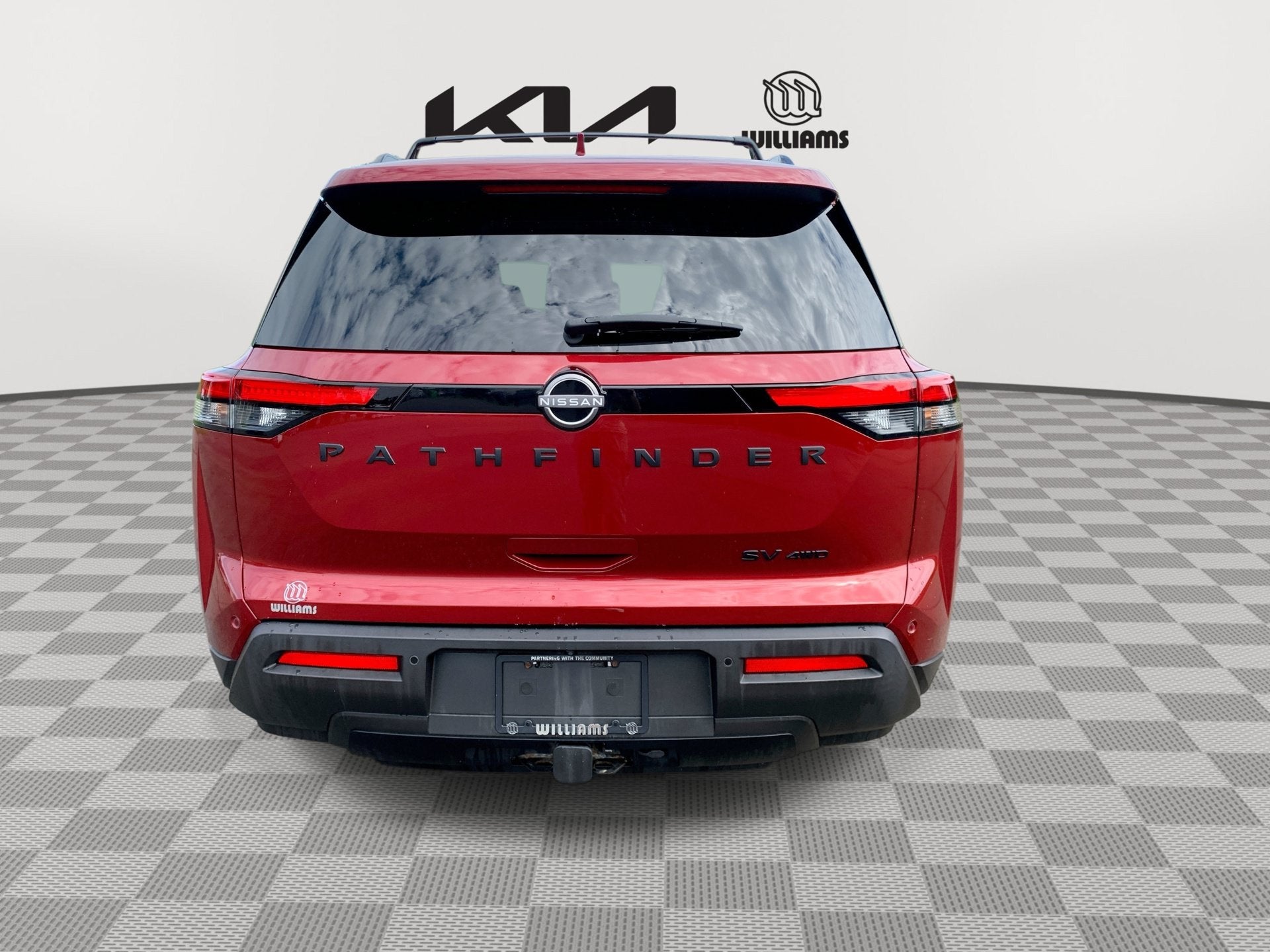 2022 Nissan Pathfinder SV