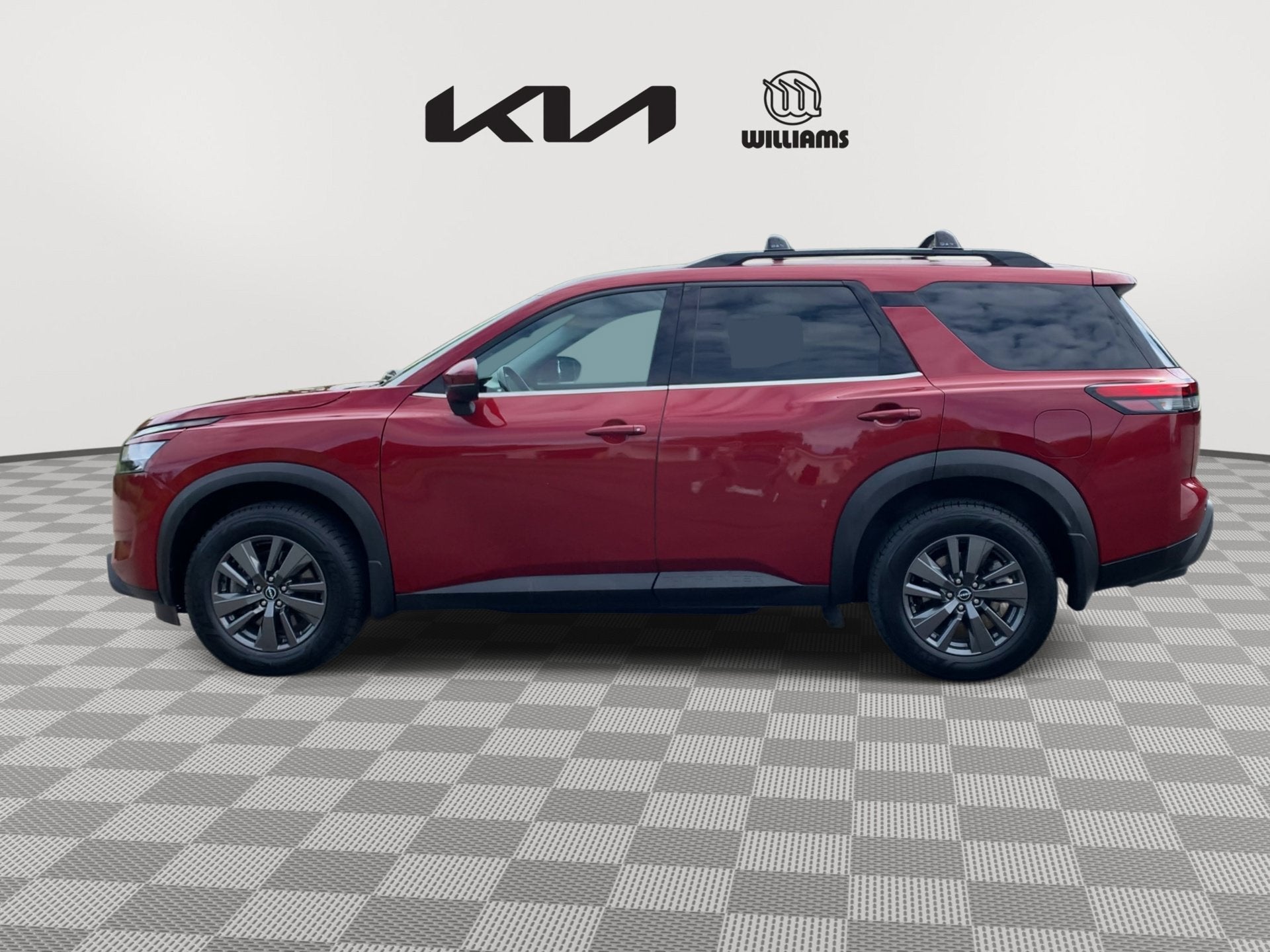 2022 Nissan Pathfinder SV
