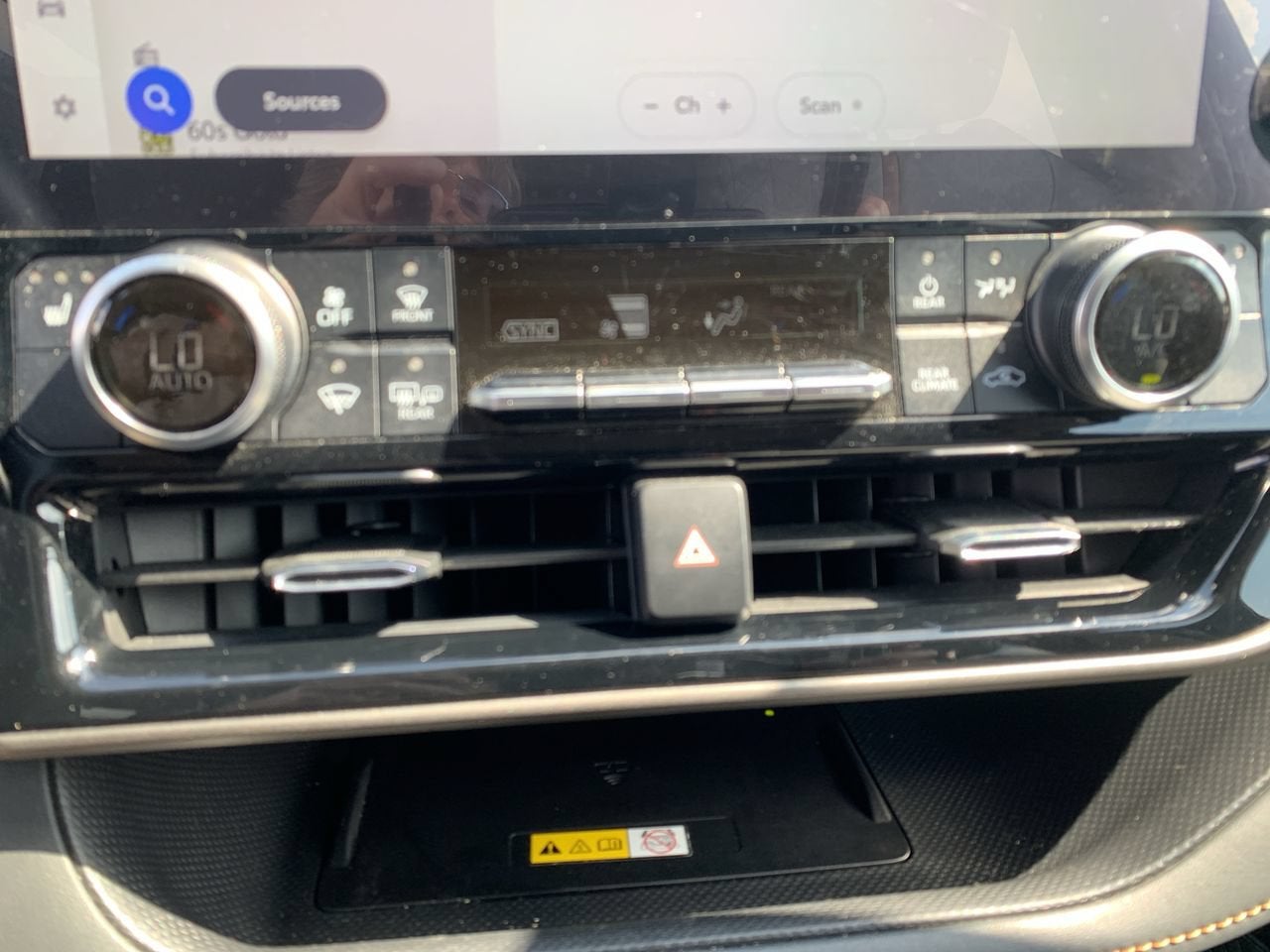 2023 Toyota Highlander Hybrid Bronze Edition