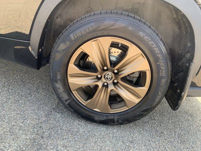 2023 Toyota Highlander Hybrid Bronze Edition