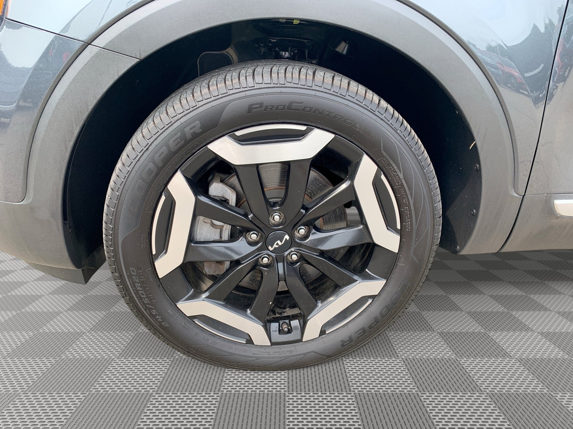 2023 Kia Telluride S