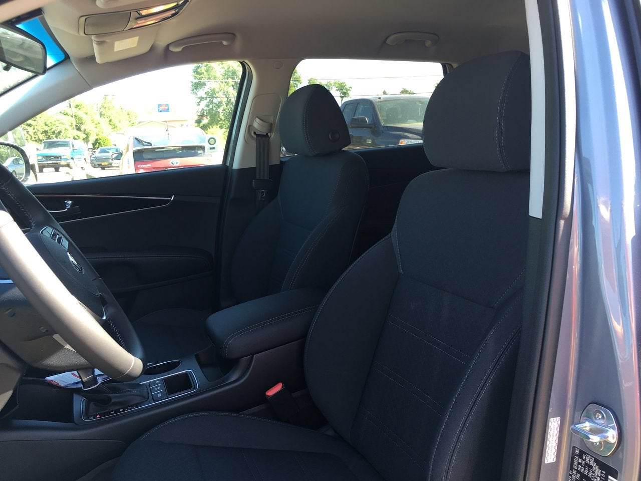 2020 Kia Sorento LX