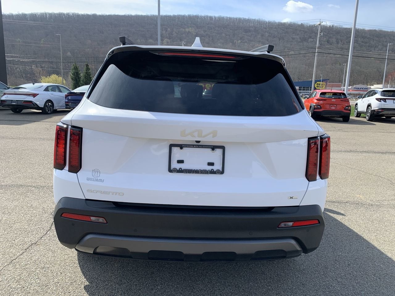 2023 Kia Sorento X-Line S