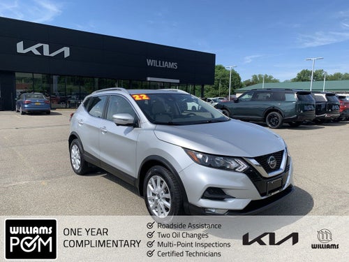 2022 Nissan Rogue Sport SV