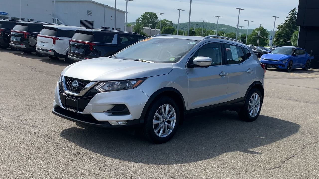 2022 Nissan Rogue Sport SV