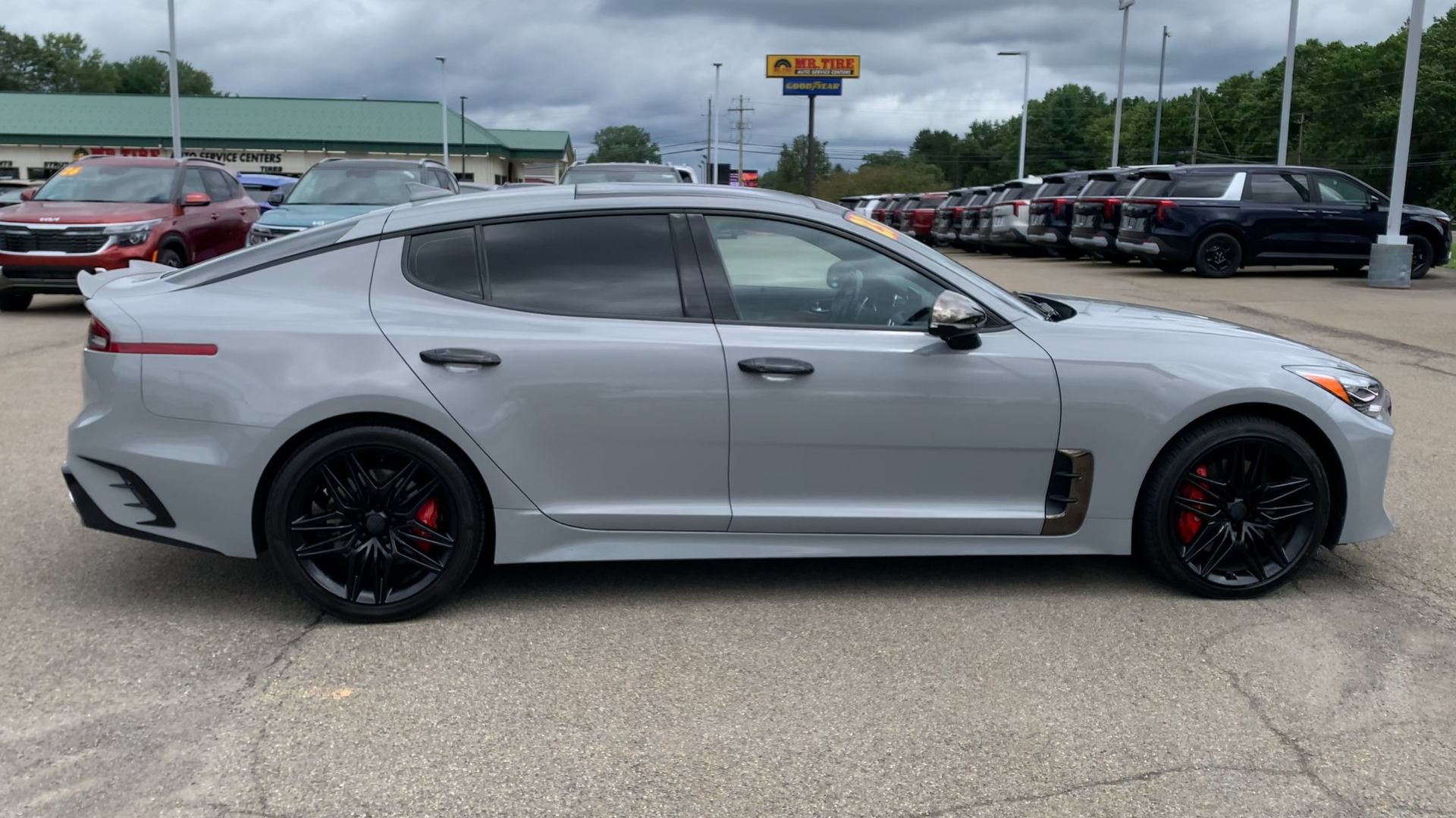 2023 Kia Stinger GT2