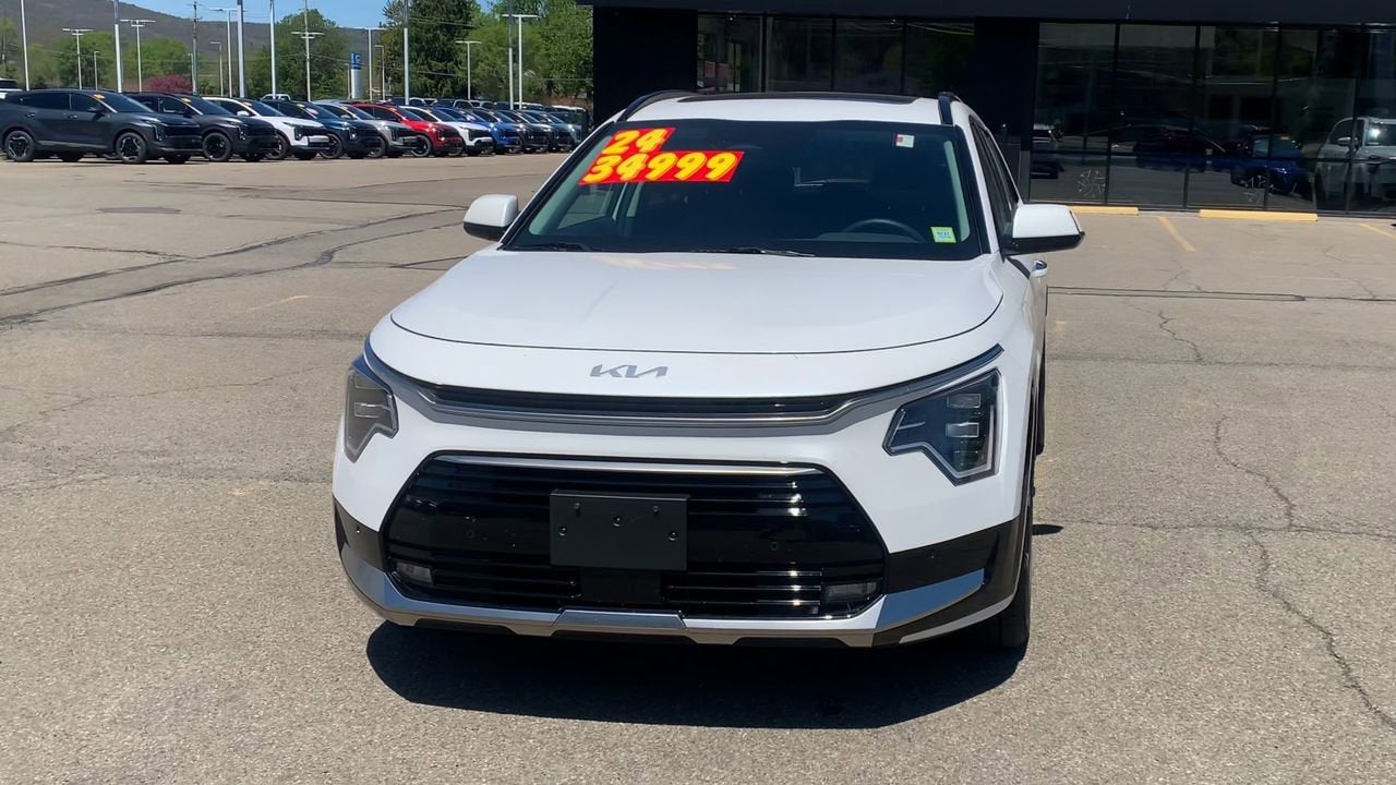 2024 Kia Niro Plug-In Hybrid SX Touring