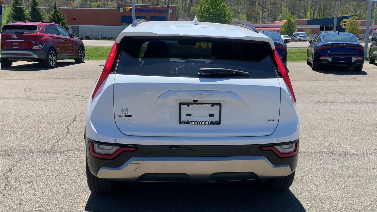 2024 Kia Niro Plug-In Hybrid SX Touring