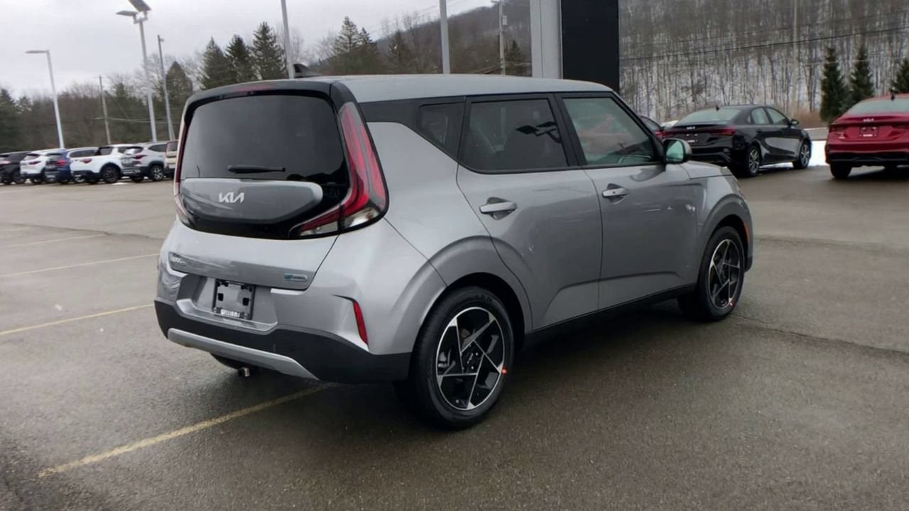 2023 Kia Soul EX
