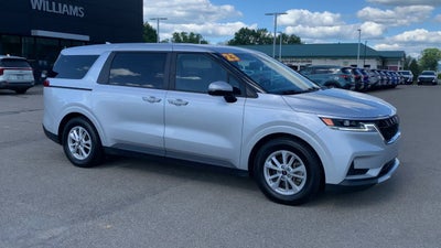 2023 Kia Carnival LX