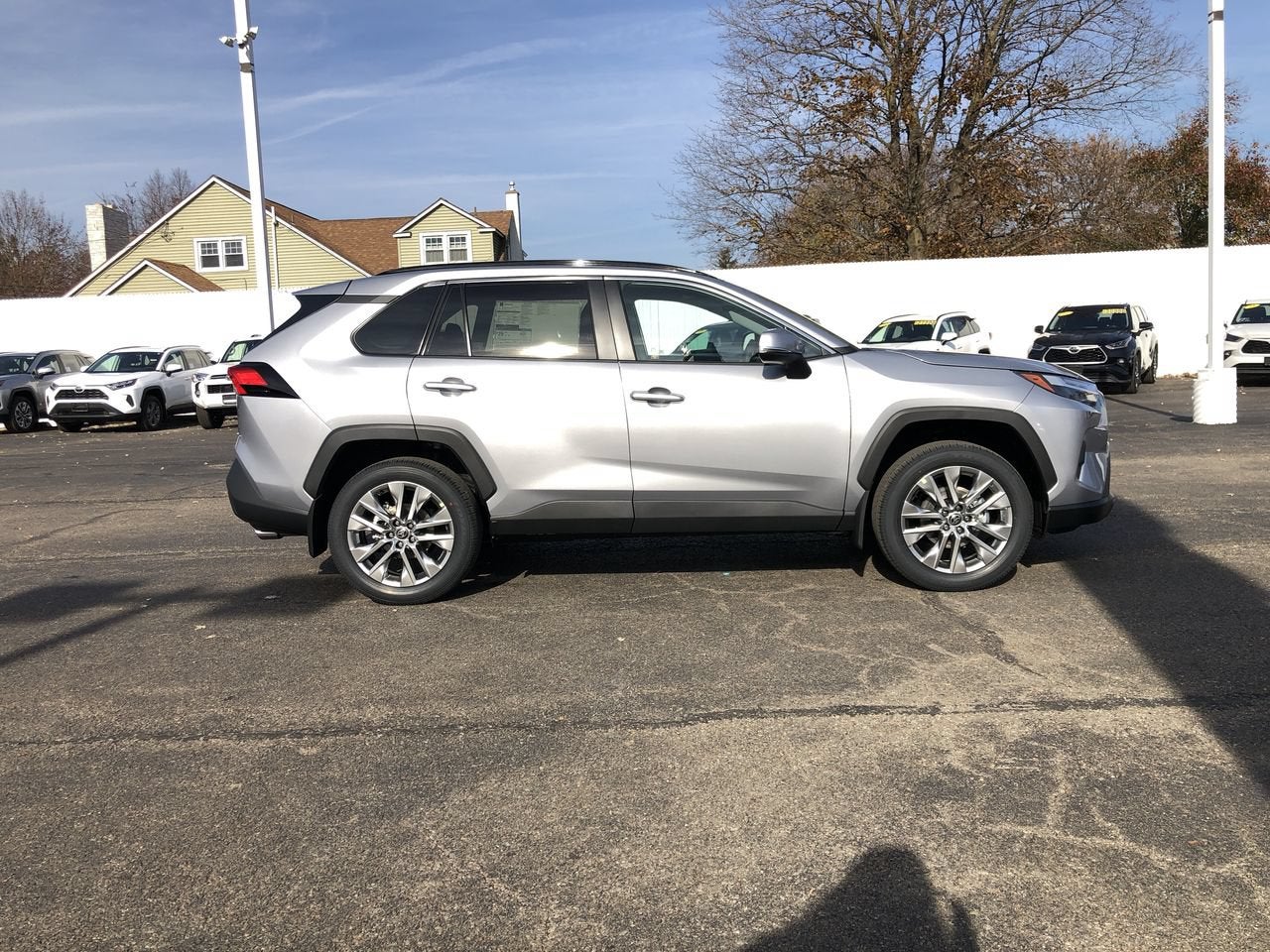 2024 Toyota RAV4 XLE Premium