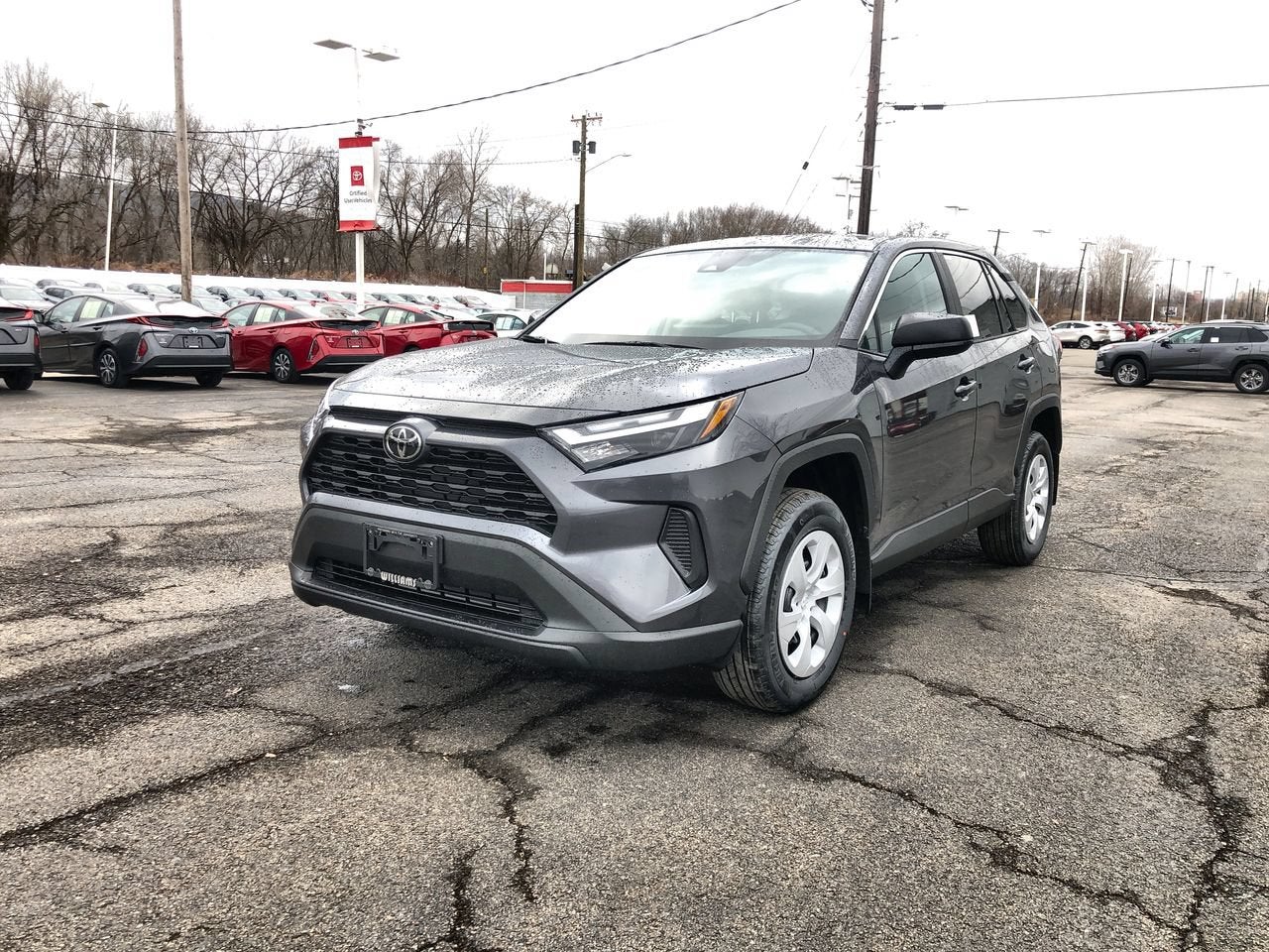 2024 Toyota RAV4 LE