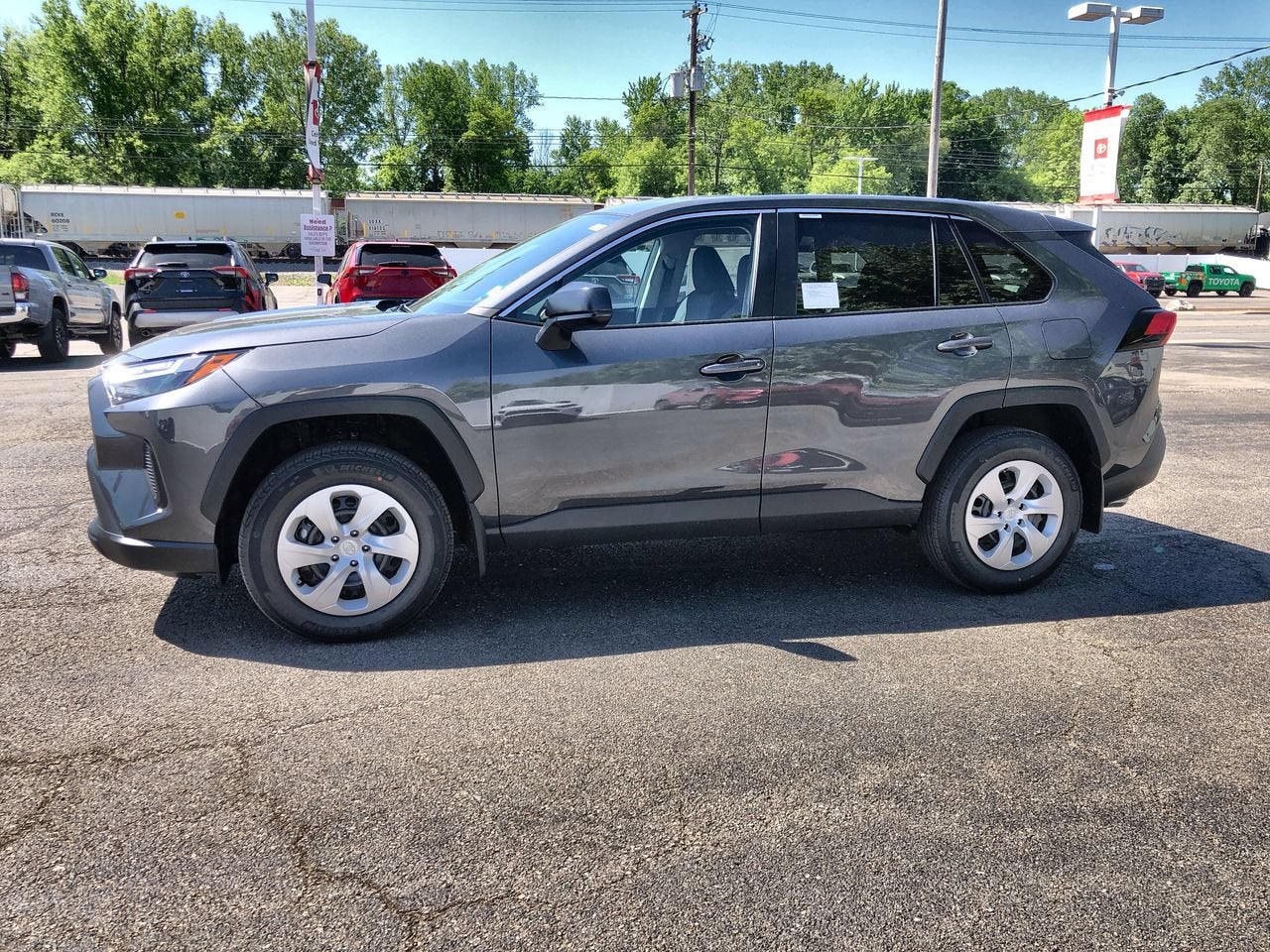 2024 Toyota RAV4 LE