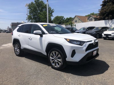 2022 Toyota RAV4 LE