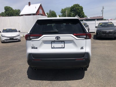 2022 Toyota RAV4 LE